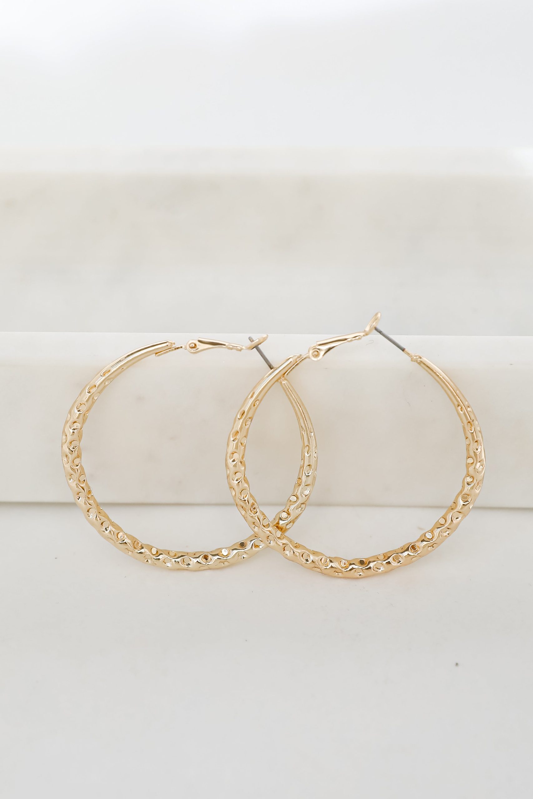 shopdressup_gold_hammered_hoop_earrings-2.jpg